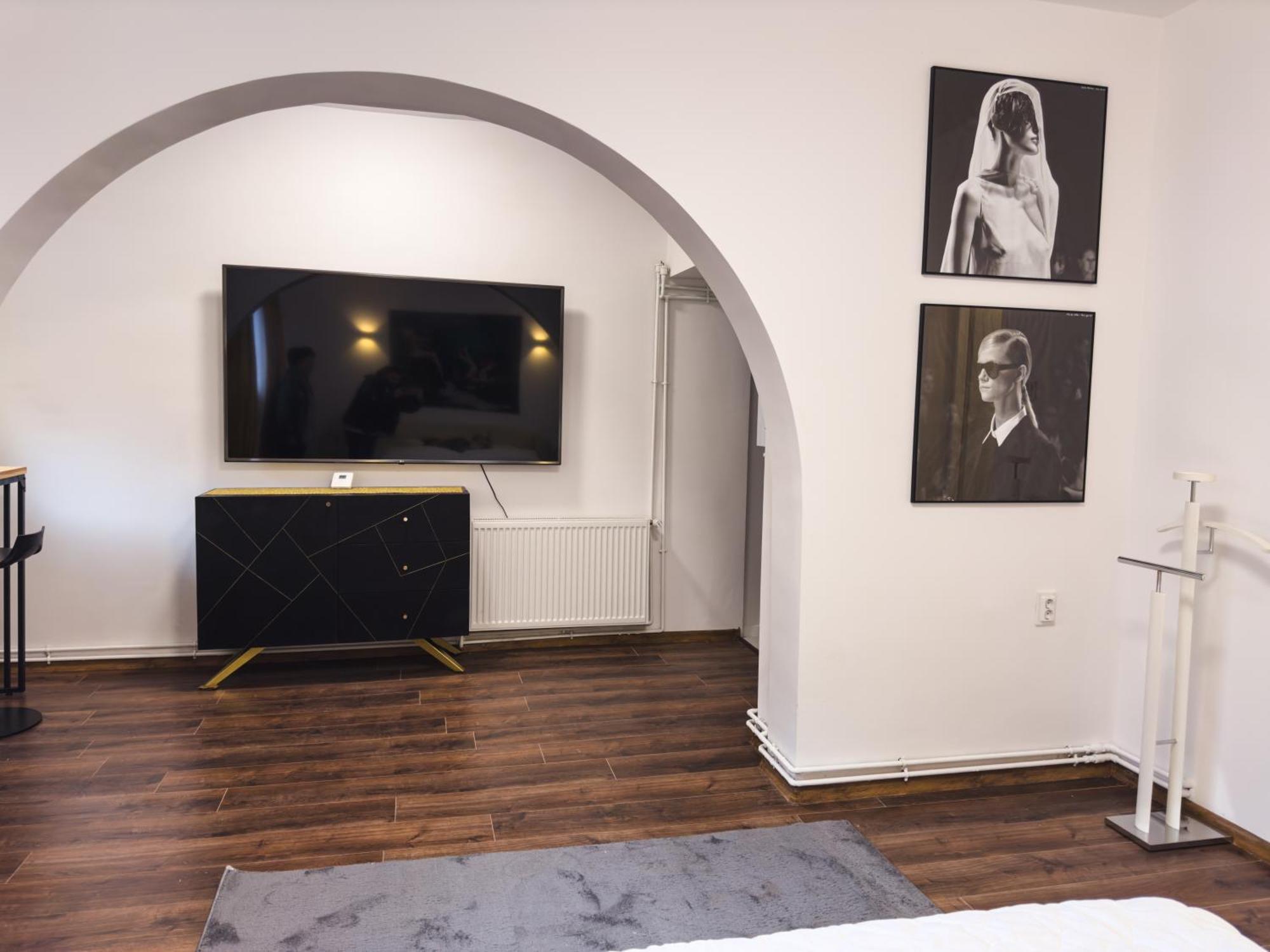 Loving Downtown Studio By Chr Luxury Property Bucharest Luaran gambar