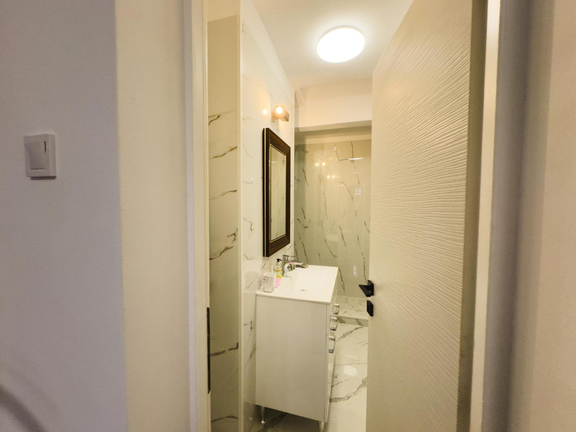 Loving Downtown Studio By Chr Luxury Property Bucharest Luaran gambar